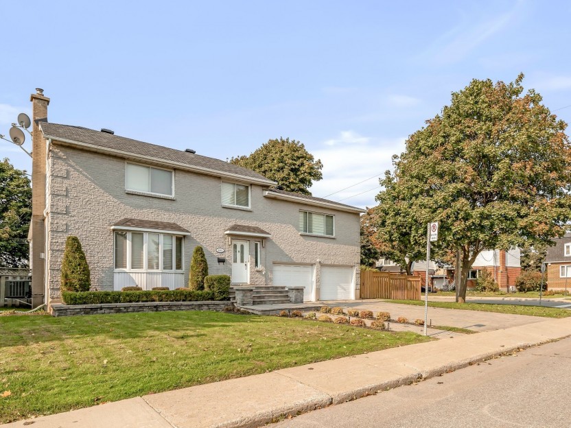 985 50e Avenue Photo 3
