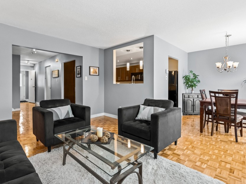 109 Av. Sedgefield Photo 3