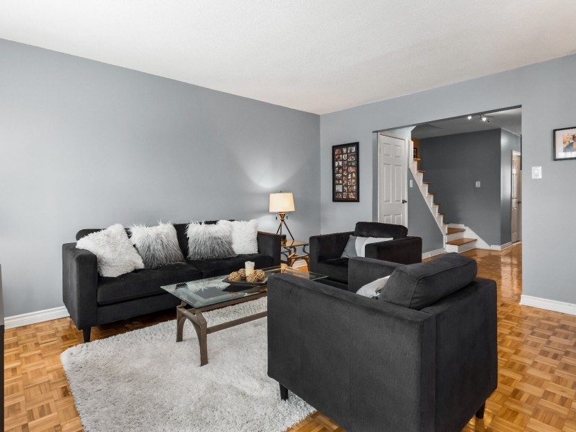 109 Av. Sedgefield Photo 4