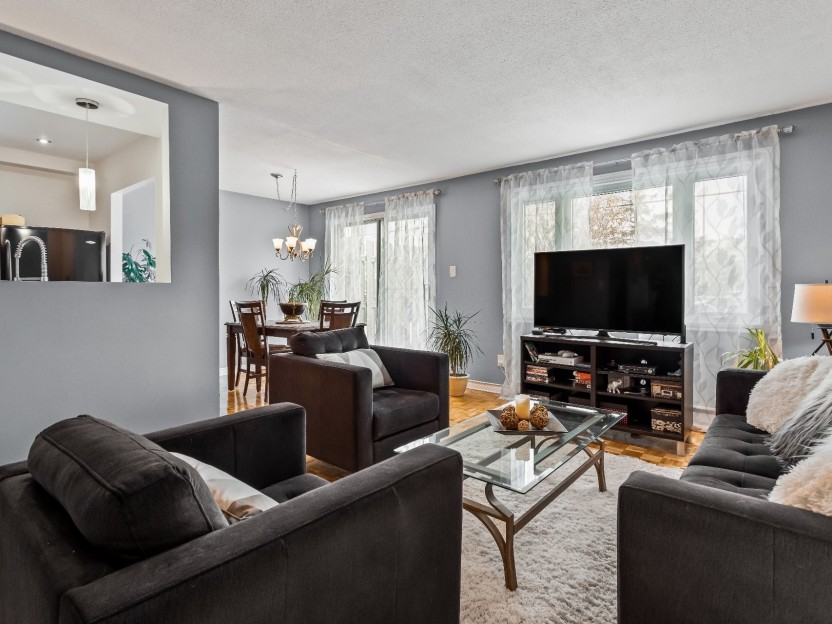 109 Av. Sedgefield Photo 5