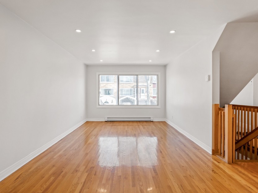 12176 Rue Joseph-Casavant Photo 5