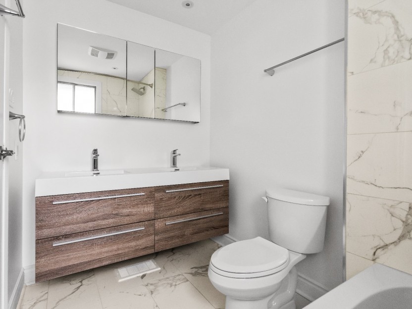 379 Rue Bruce Photo 3