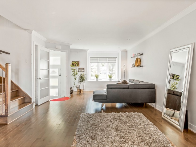203Z Beaurepaire Drive Photo 4