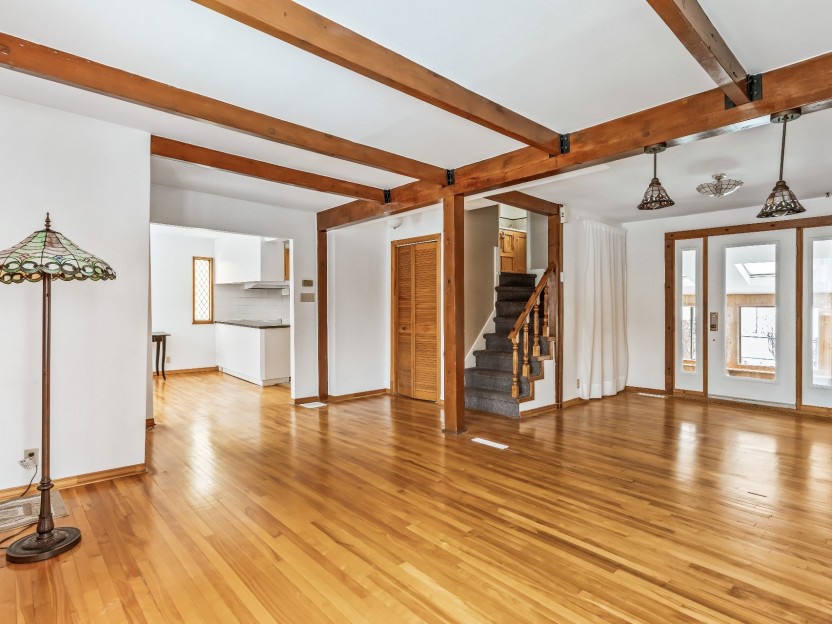370 Av. Martin Photo 9