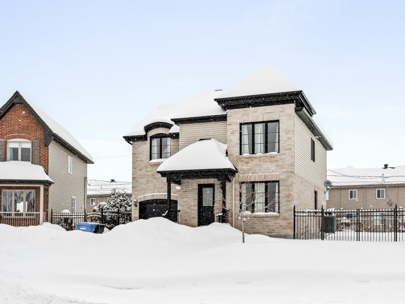 1009 Av. Marier Photo 2