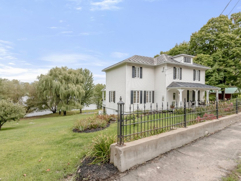 582 Ch. des Outaouais Photo 2