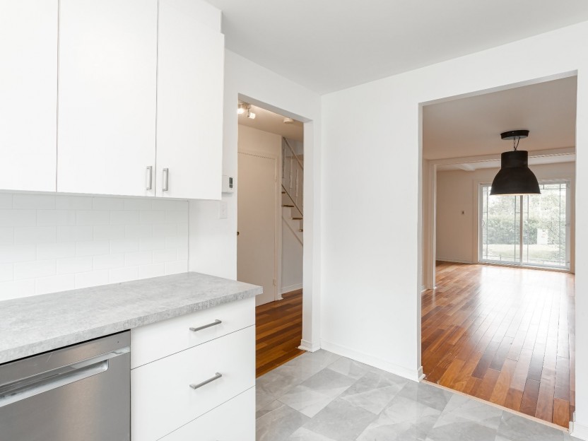 4632Z Rue Lake Photo 4