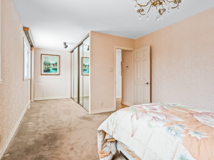 529 Rue Geneviève Photo 6