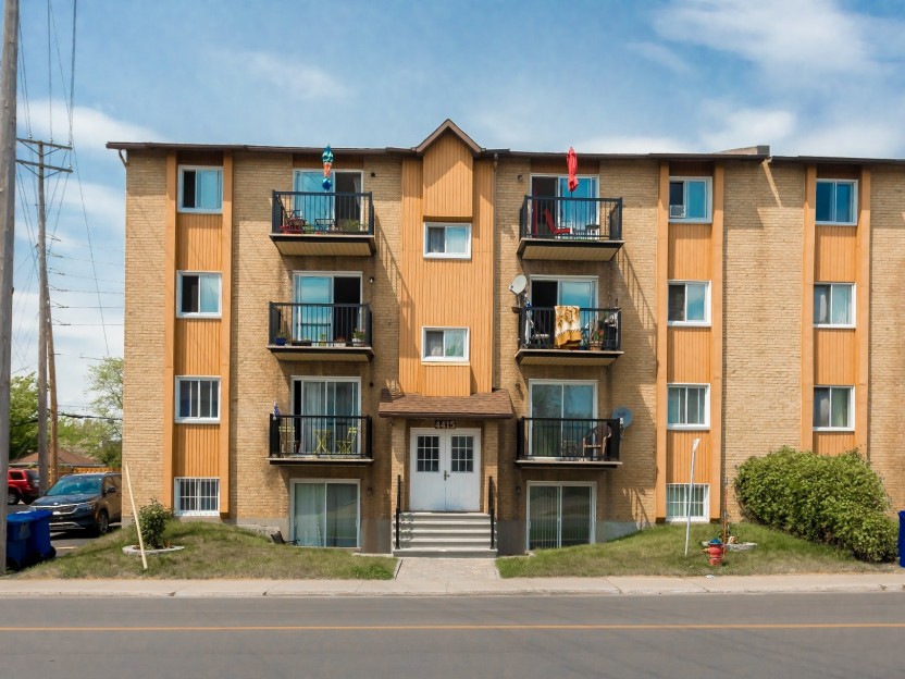 4415 Boul. Lévesque O. Photo 1