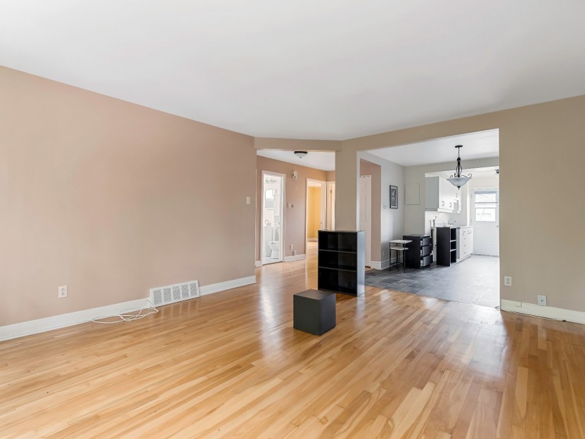 212-214 Av. Stirling Photo 2