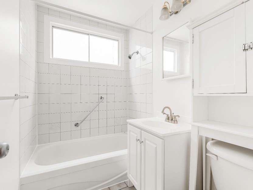 212-214 Av. Stirling Photo 7