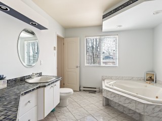 399 Rue des Camélias Photo 7