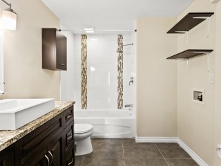 2300 35e Avenue Photo 5