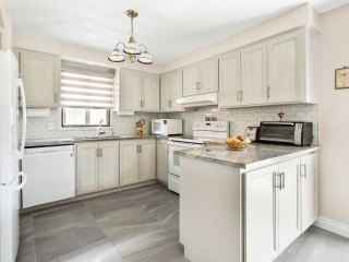 520-524 35e Avenue Photo 6