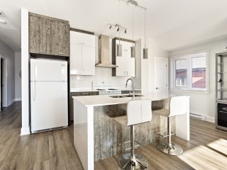 4095 Rue Ouellette Photo 1
