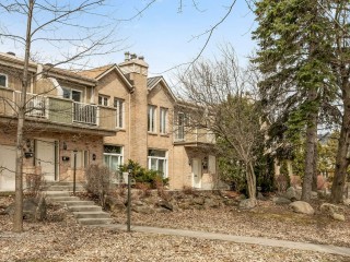 103 Sussex Drive Photo 2