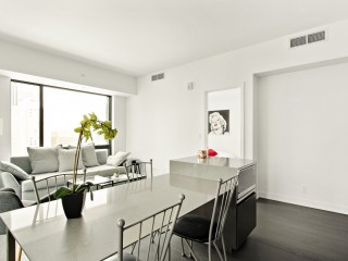 1288 Av. des Canadiens-de-Montréal Photo 2