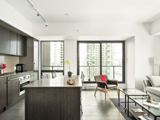 1288 Av. des Canadiens-de-Montréal Photo 3