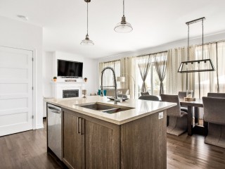 1595 Rue des Hostas Photo 6