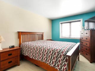 405 Rue Garneau Photo 2