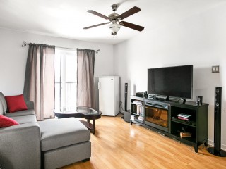 405 Rue Garneau Photo 9
