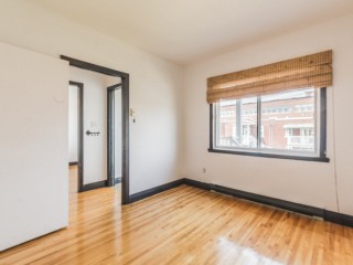 684 10e Avenue Photo 4