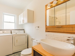 684 10e Avenue Photo 9