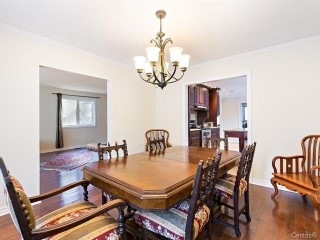 98 Celtic Drive Photo 2