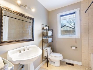 98 Celtic Drive Photo 5