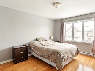 368 Rue Bellini Photo 6