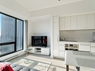 1288 Av. des Canadiens-de-Montréal Photo 3
