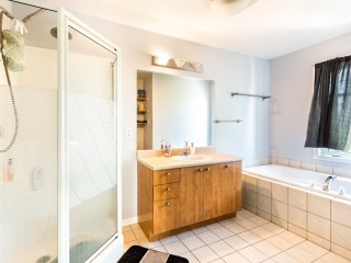 2573 Rue des Narcisses Photo 10