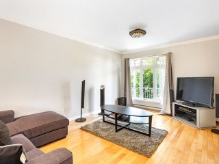 2573 Rue des Narcisses Photo 2