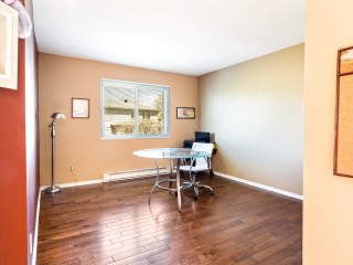 367 Av. Elm Photo 10