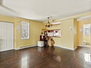 8190 Rue Pierre-Emmanuel Photo 6