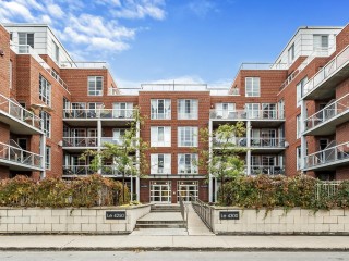 4300 Rue St-Ambroise Photo 1