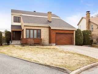 1070 Rue Simon Photo 1