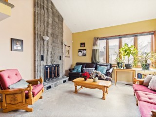 1070 Rue Simon Photo 4