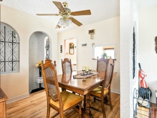 86 43e Avenue Photo 8