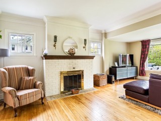 105 Côte St-Charles Photo 4