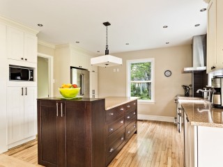 105 Côte St-Charles Photo 6