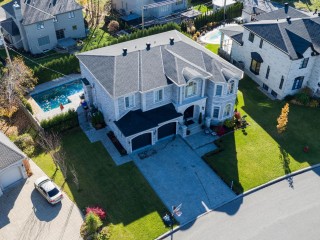 403 Av. des Crécerelles Photo 1