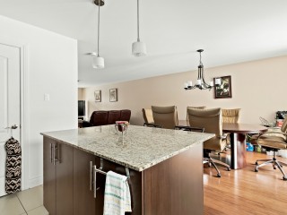 254 Av. Hermitage Photo 4