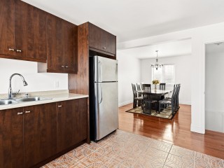 4632 Rue Suzor-Côté Photo 7