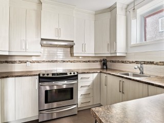 539 Av. Forest Photo 2