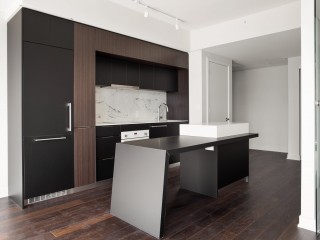 1188 Rue St-Antoine O. Photo 2