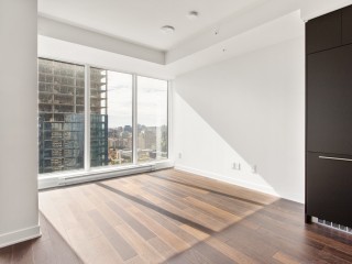 1188 Rue St-Antoine O. Photo 8