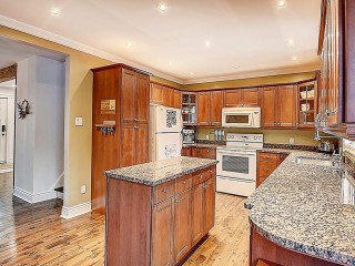 1414 Av. Brown Photo 10