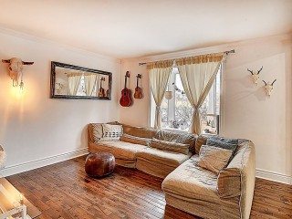 1414 Av. Brown Photo 4