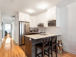 5681 Rue Chambord Photo 7